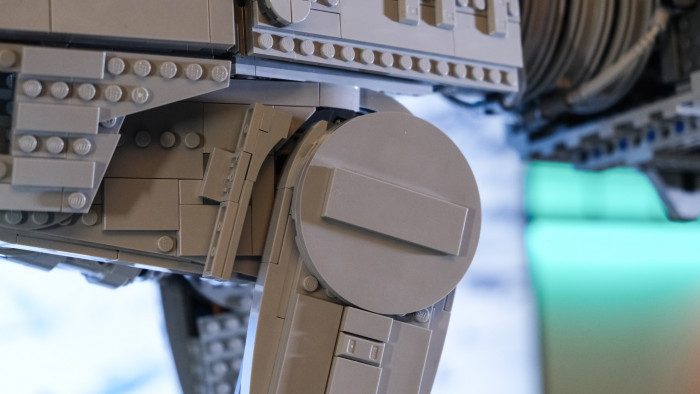 Lego Star Wars UCS AT-AT (Bild: Oliver Nickel/Golem.de)